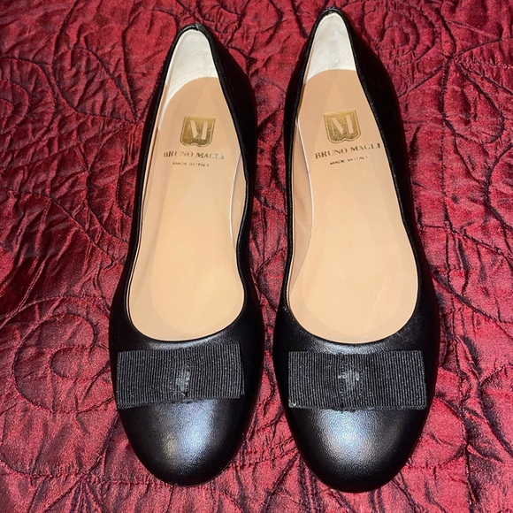 Bruno Magli Black Leather Bow Ballet Flat Women’s SZ 38 1/2 - Picture 1 of 5